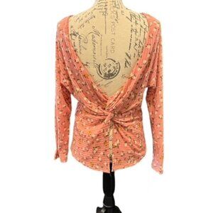 NWT Twist Knot Back Waffle Knit Shirt Womens Size Medium Floral Cottagecore PINK